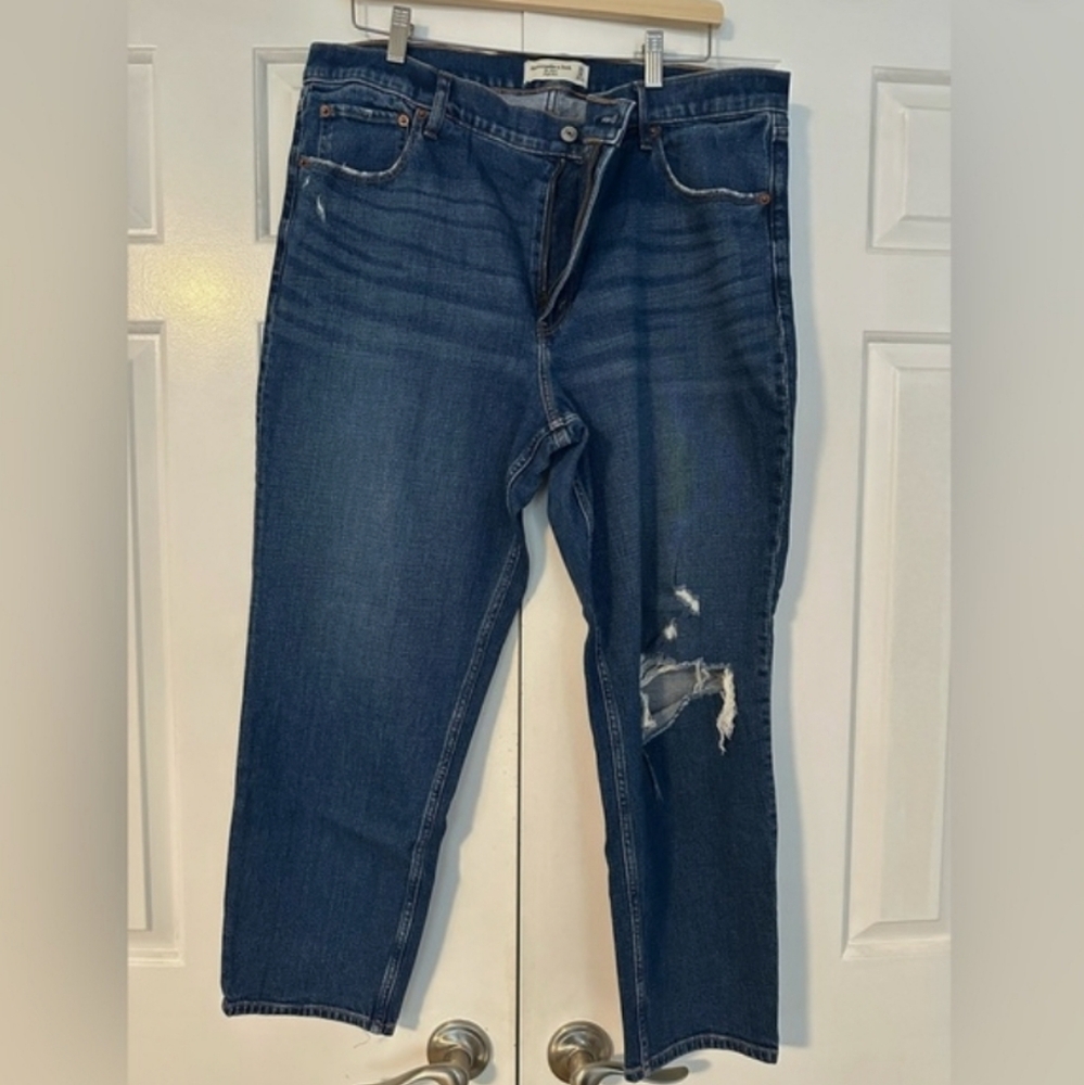 Abercrombie & Fitch Blue Mom Jeans Distressed